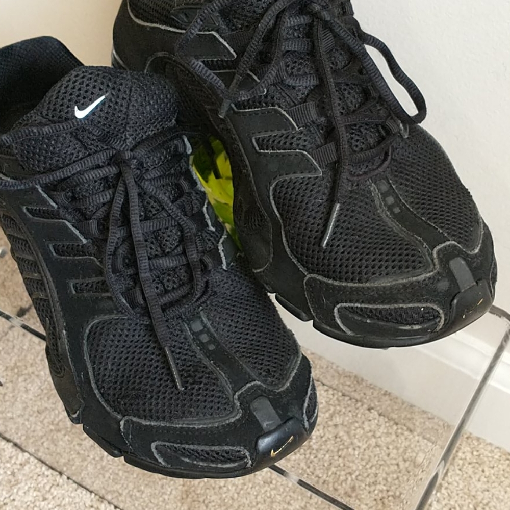 Nike women's Sneakers - Picture 7 of 12